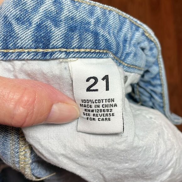 Madden NYC Jean Shorts, distressed, cotton denim, 21 - Picture 7 of 7